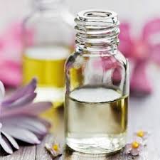 Miels et huiles essentielles : encore plus efficaces ensemble