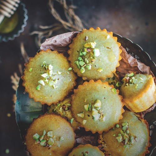 Petits cakes à la pistache et miel de fleurs