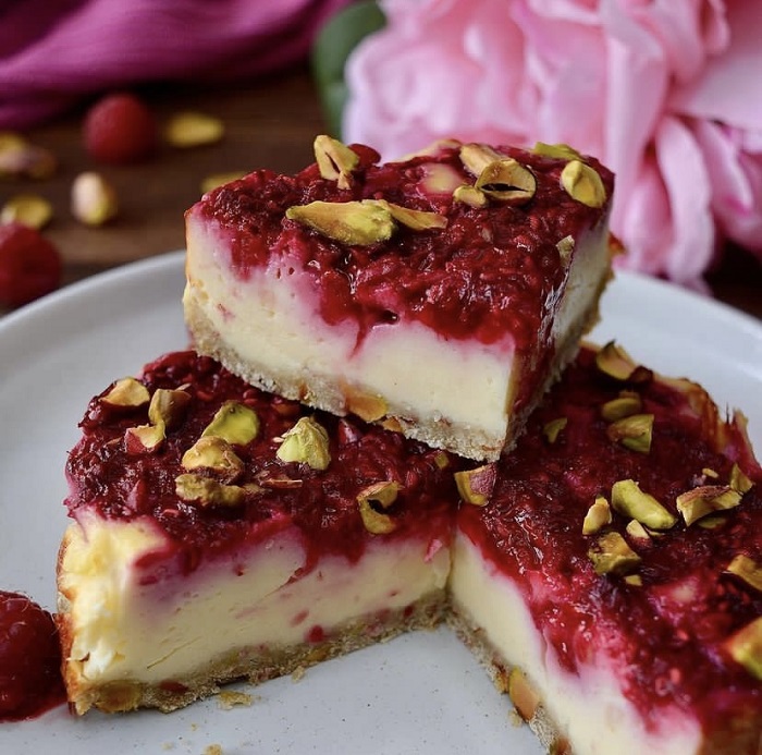 Cheesecake vanille, framboise, pistache et miel