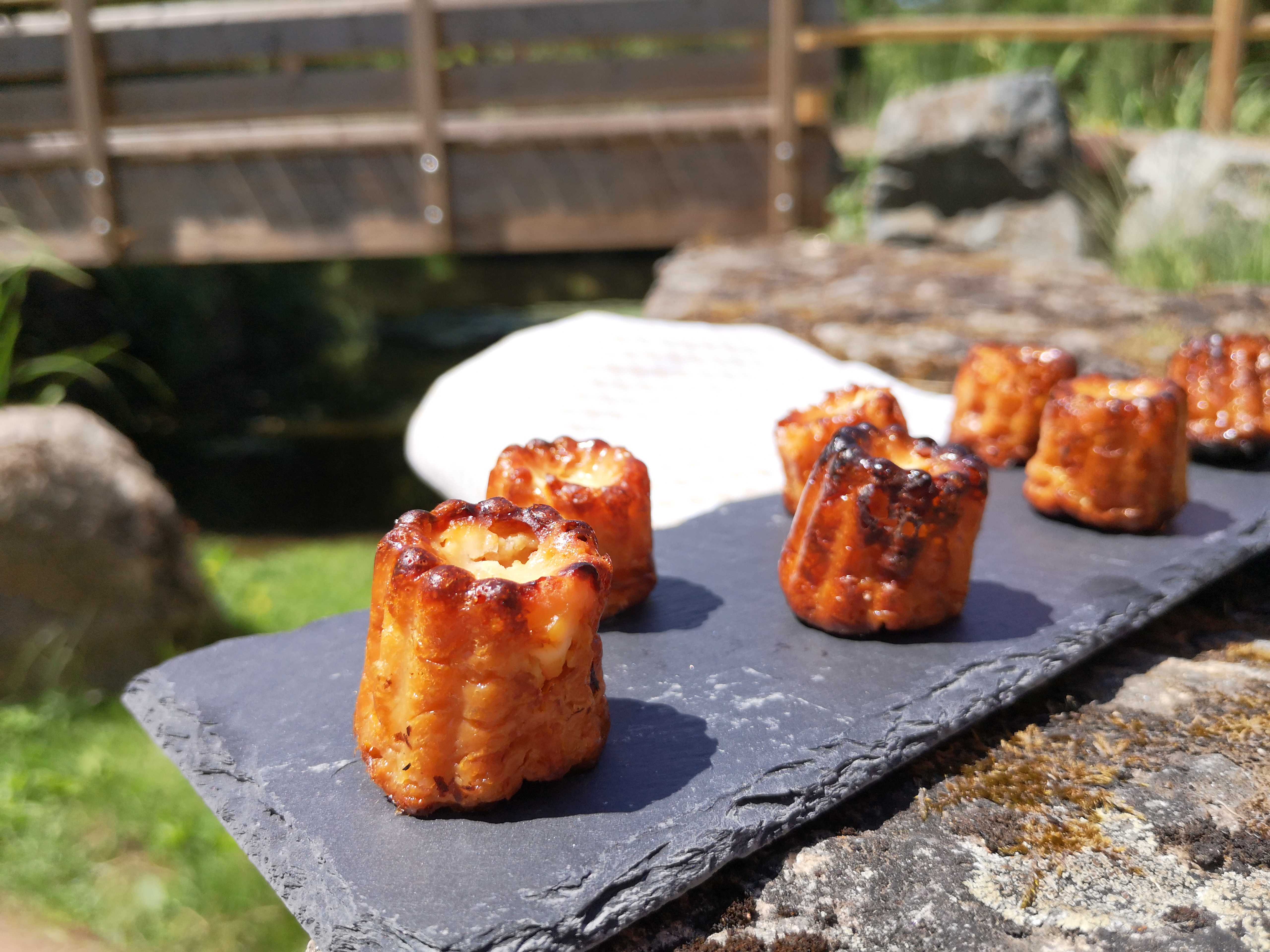 Mini-cannelés chèvre miel